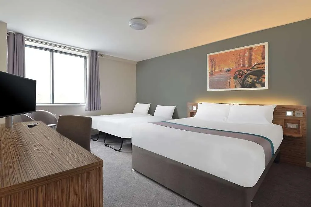 Travelodge Edinburgh Central Hotel