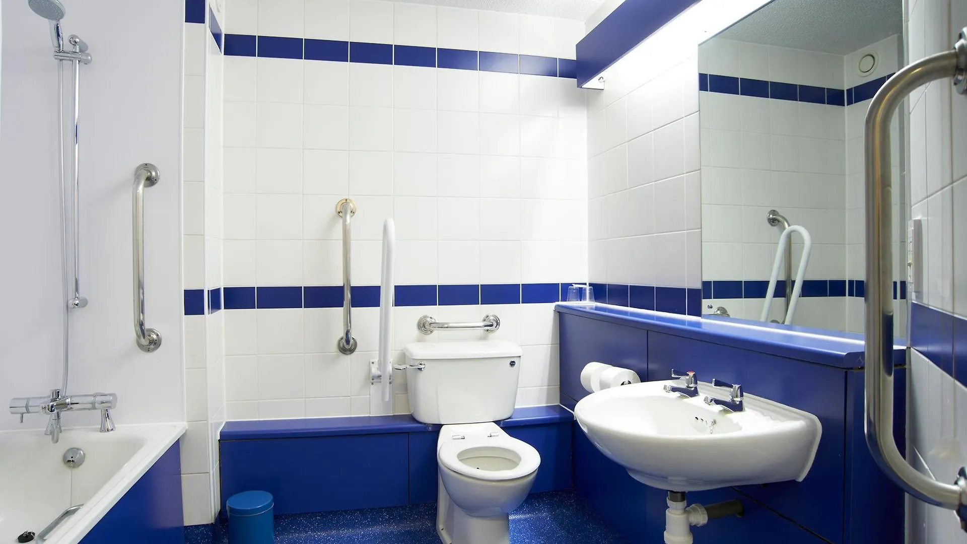 Hotel Travelodge Edinburgh Central