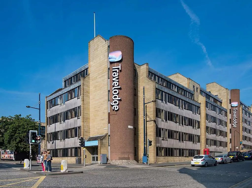 Travelodge Edinburgh Central 3*,