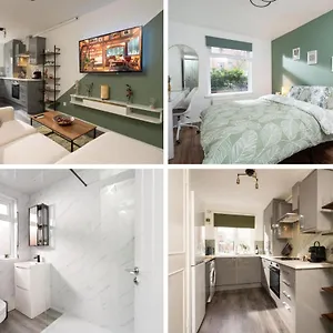  Apartment Vibe Haven - Modern 2 Bed With High Speed Wi-fi United Kingdom